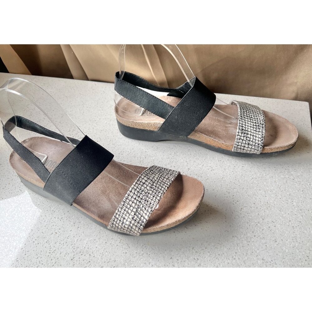 Munro Womens Sandals 9N Black Elastic Straps & Silver Faux Leather Toe Strap Wit - Picture 2 of 11